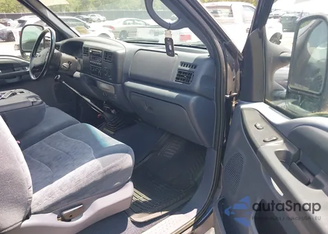 2000 Ford F-250 Lariat/Xl/Xlt from USA, damaged, VIN 1FTNX21F9YEB46184